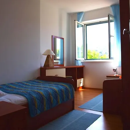 Apartman Mia Postira